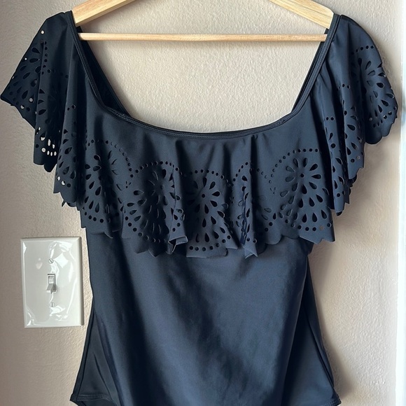 Eyelet Off-Shoulder Black One Piece Swimsuit - Picture 1 of 8